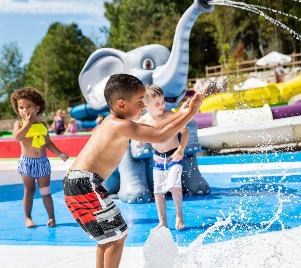 Tembo Falls and Tembo Tides