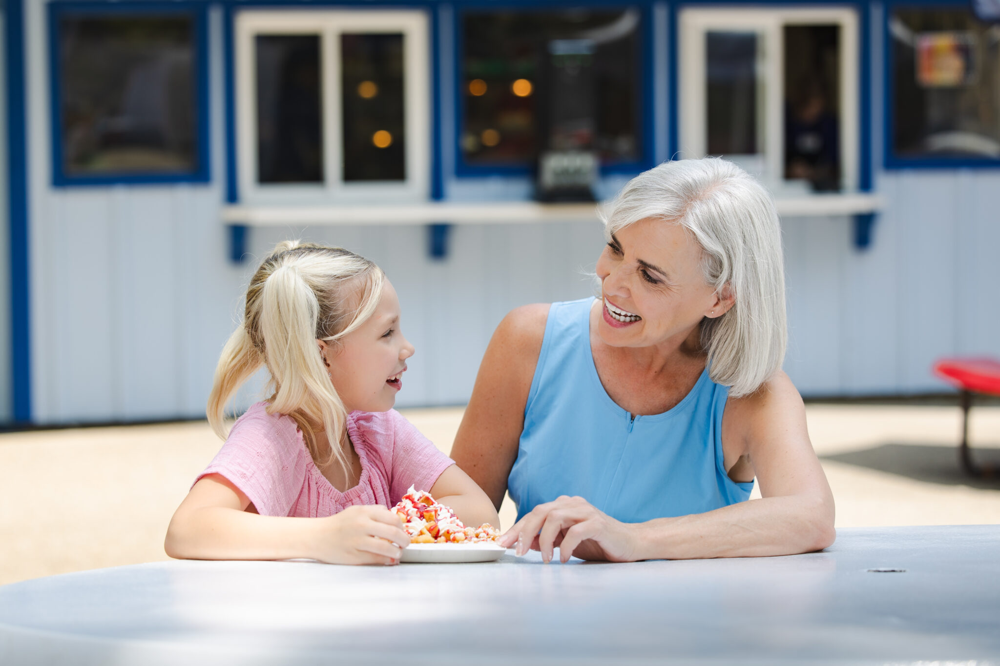Freedom Funnel Cakes | Holiday World Theme Park & Splashin' Safari ...