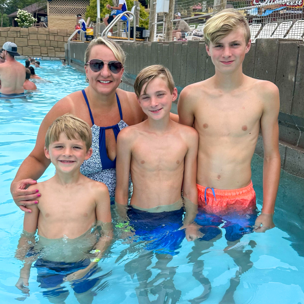 HoliBlogger Trina and her sons in Bahari Wave
