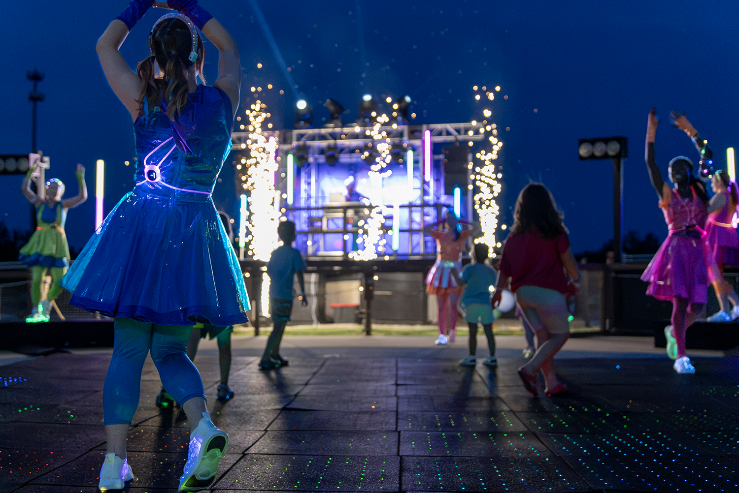 Neon Nights DJ Dance Party at Holiday World & Splashin' Safari