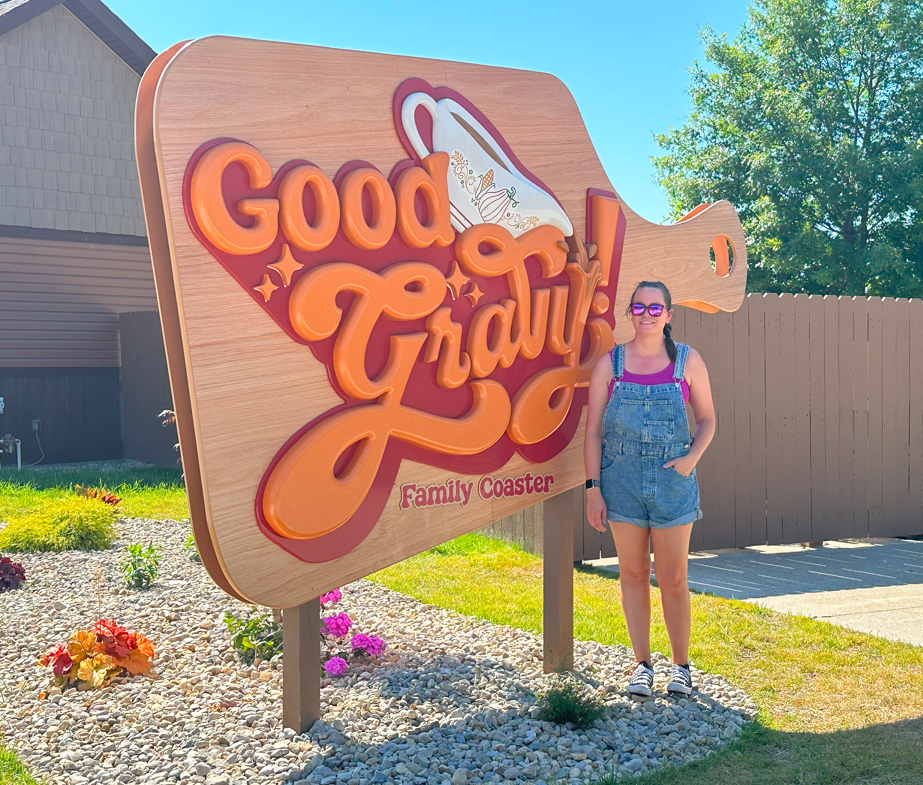 HoliBlogger Kelly with the Good Gravy! Entrance Sign