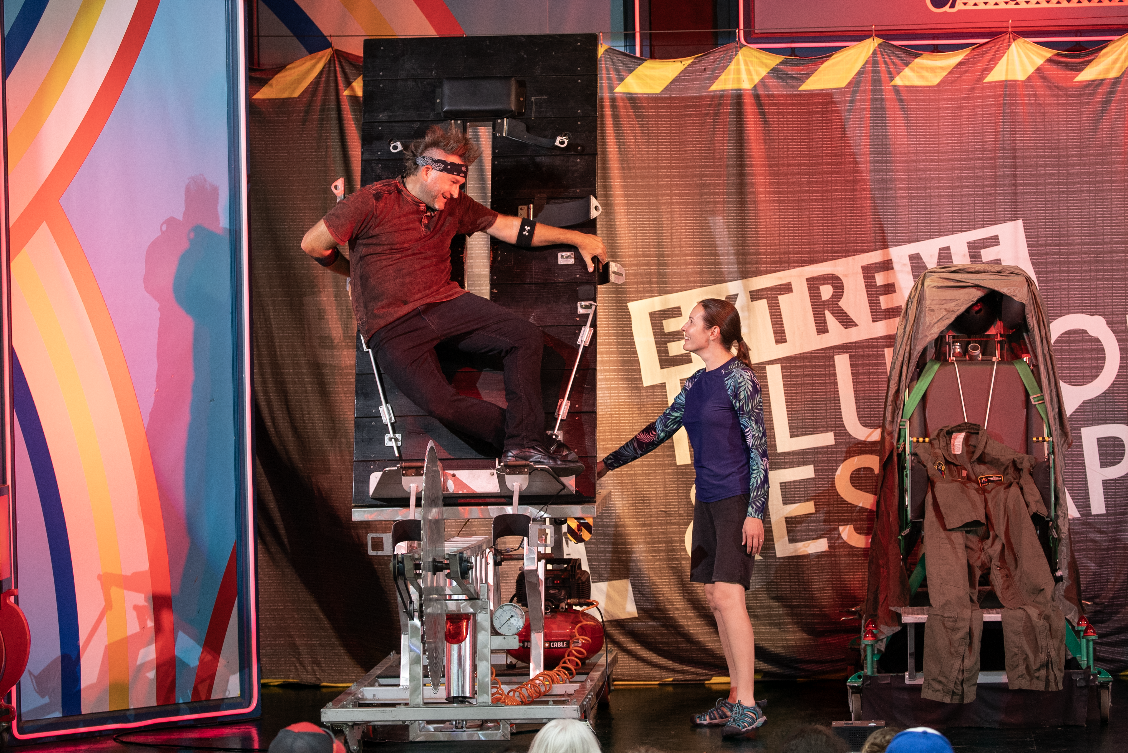 Extreme Illusionist Josh Knotts at Holiday World & Splashin' Safari