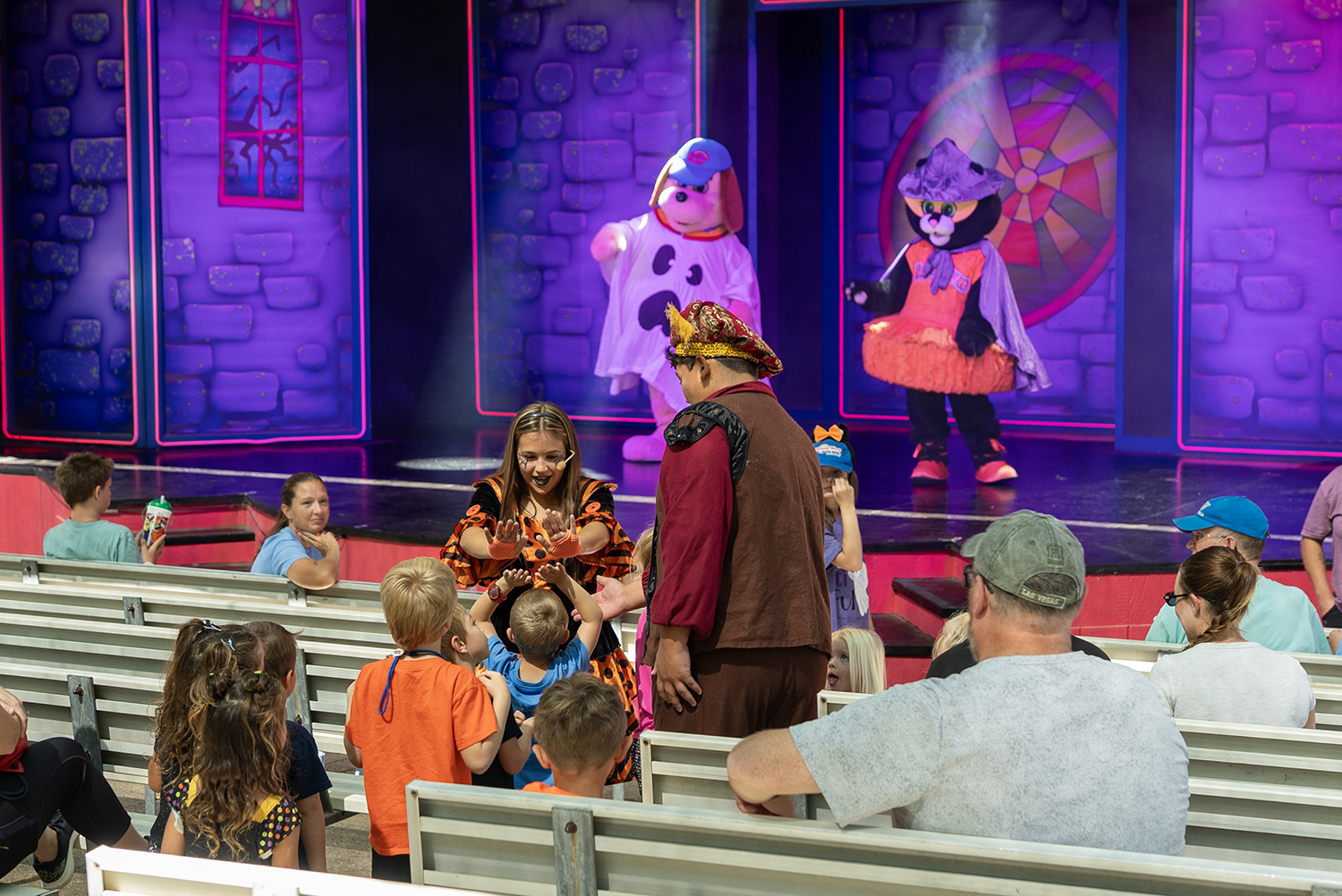 Kitty's Dance Spooktacular at Hoosier Celebration Theater in Holiday World & Splashin' Safari